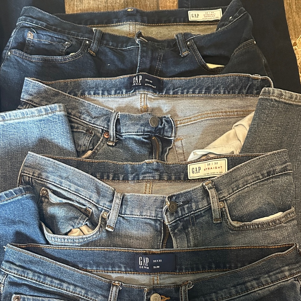 Men GAP jeans fits, slim & straight
